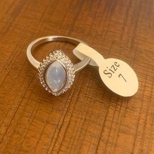 Silver ring size 7